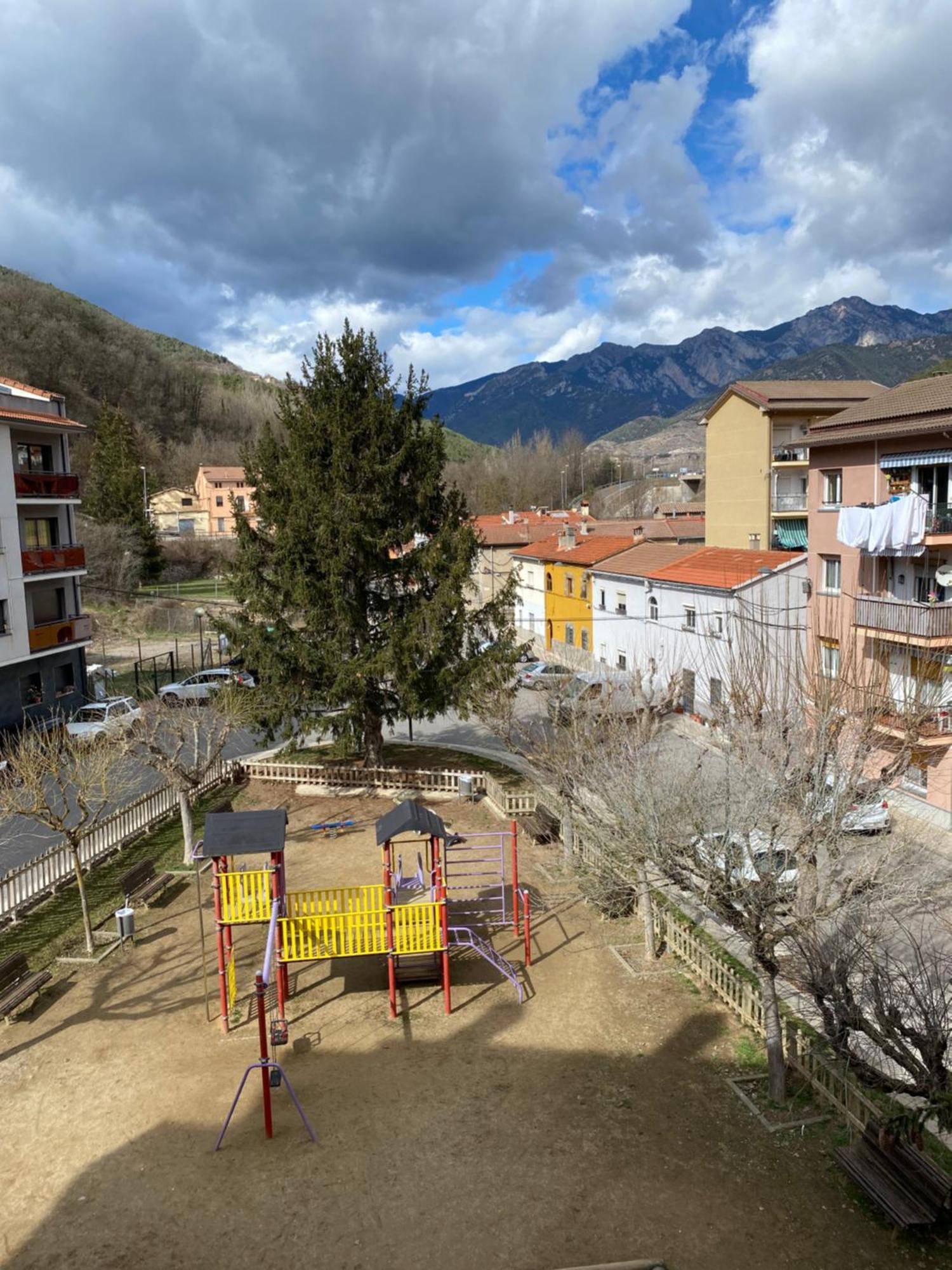 Apartamento Gold Cadi Guardiola de Bergueda Esterno foto